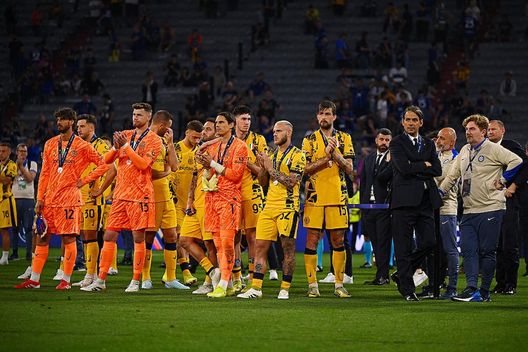 Adriano: “Inter, peccato perdere così una finale di Champions. Chivu? Spero possa far bene”- immagine 2