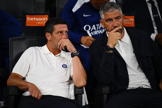 L’era del “dittatore Chivu” inizia con “cinque colpi di cannone”. E quel ghigno…- immagine 3