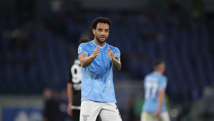 Lazio, contestazione dei tifosi al termine del match con il Monza: l’accaduto - immagine 1