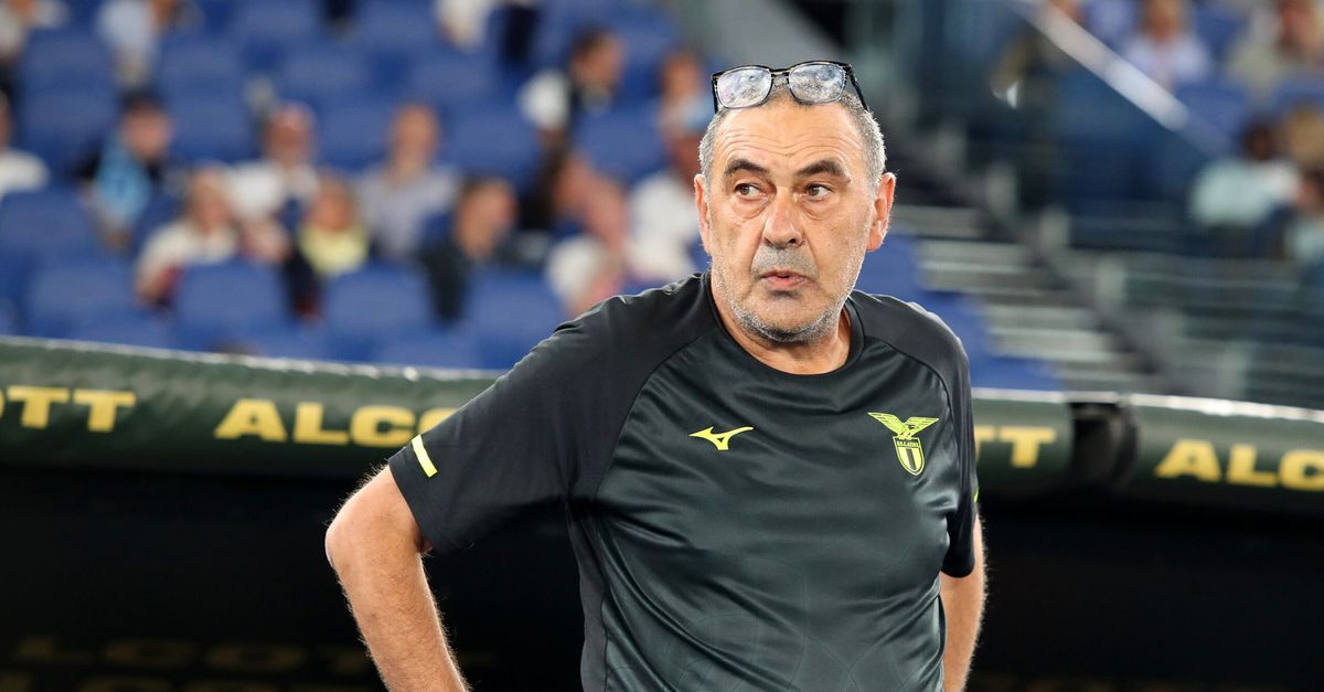 Lazio, Sarri: "Risolto una gara difficile da squadra matura. Ecco cosa scrivo sul taccuino..."