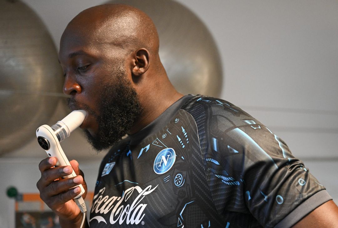 Secondo giorno di test fisici per i calciatori del Napoli a Castel Volturno