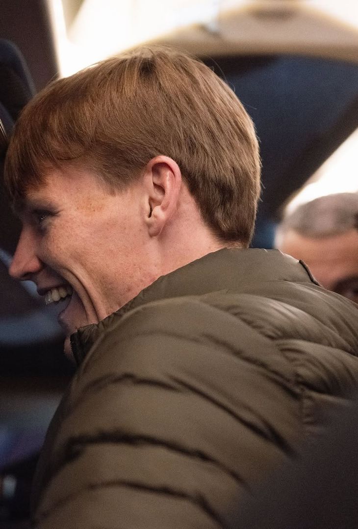 I calciatori del Napoli hanno ammirato lo spettacolo dei sostenitori azzurri a dopo la vittoria con l'Atalanta