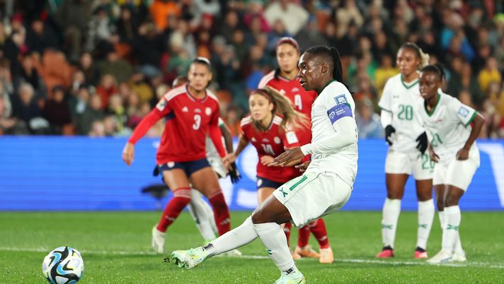 Dai dubbi sull’identità di genere al gol numero 1000: Barba Banda nella storia… - immagine 1