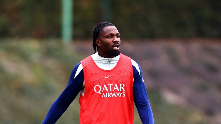 Inter, stabilito un piano preciso per Thuram. Linea condivisa con Chivu: “Tutto pensato per…” - immagine 1