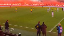Spettacolo in Olanda, la pazzesca coreografia dei tifosi del De Graafschap