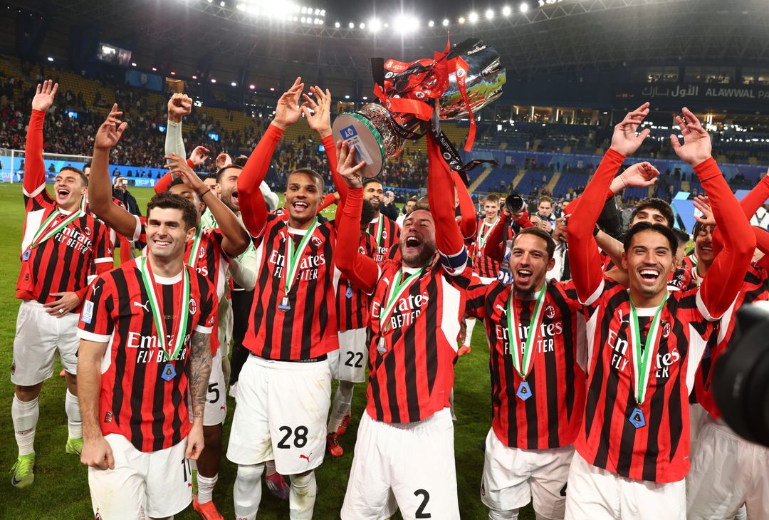 Festeggiamenti derby Inter-Milan 2-3 Supercoppa italiana 2025