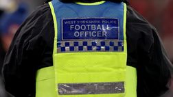 Follia in Galles, giocatore arrestato dopo una gomitata in campo