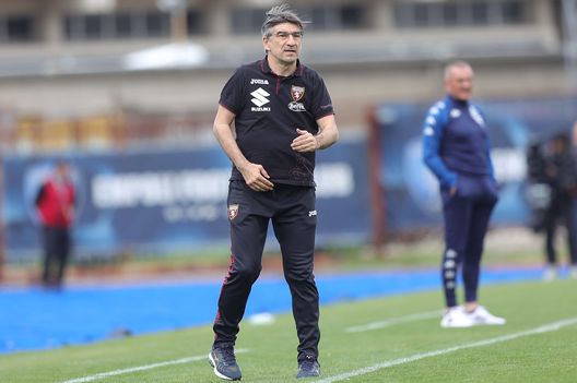 EMPOLI, ITALY - MAY 01: Ivan Juric manager of Torino FC looks on during the Serie A match between Empoli FC and Torino FC at Stadio Carlo Castellani on May 1, 2022 in Empoli, Italy. (Photo by Gabriele Maltinti/Getty Images)