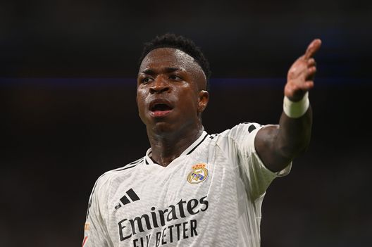 Vinicius Junior, calciatore brasiliano del Real Madrid (Photo by Denis Doyle/Getty Images) Insulti razzisti a Vinicius: cinque tifosi del Valladolid condannati ad un anno- immagine 2