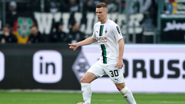 Getty Images Mercato Roma, piace Elvedi difensore del Borussia Monchengladbach - immagine 1