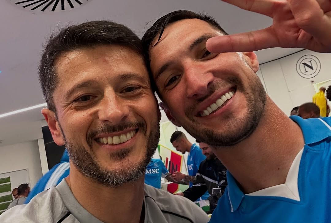 GALLERY La festa nello spogliatoio del Napoli: gli scatti dello staff azzurro - immagine 5