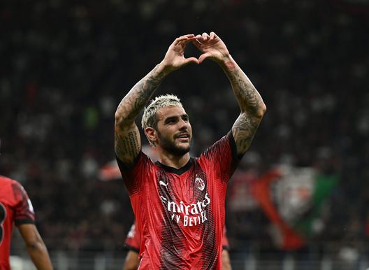 MILAN, ITALY - AUGUST 26: Theo Hernandez of AC Milan celebrates after scoring the goal during the Serie A TIM match between AC Milan and Torino FC at Stadio Giuseppe Meazza on August 26, 2023 in Milan, Italy. (Photo by Claudio Villa/AC Milan via Getty Images)