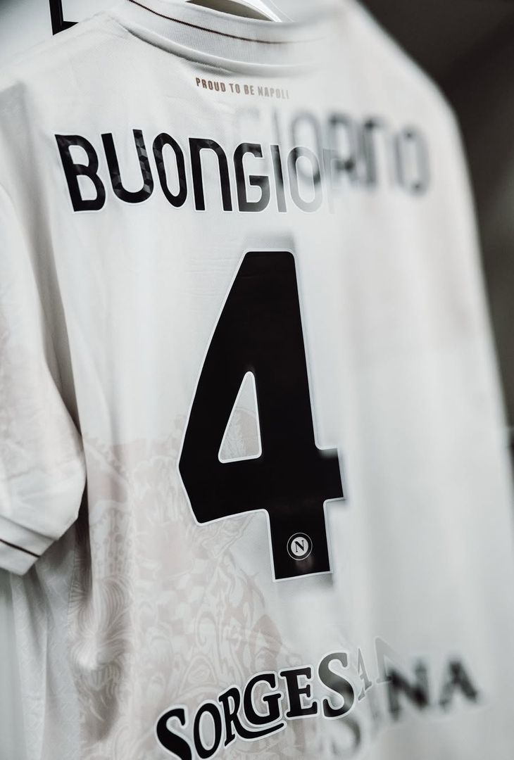 Genoa-Napoli, tutto pronto nello spogliatoio azzurro: la scelta sulla maglia GALLERY - immagine 2