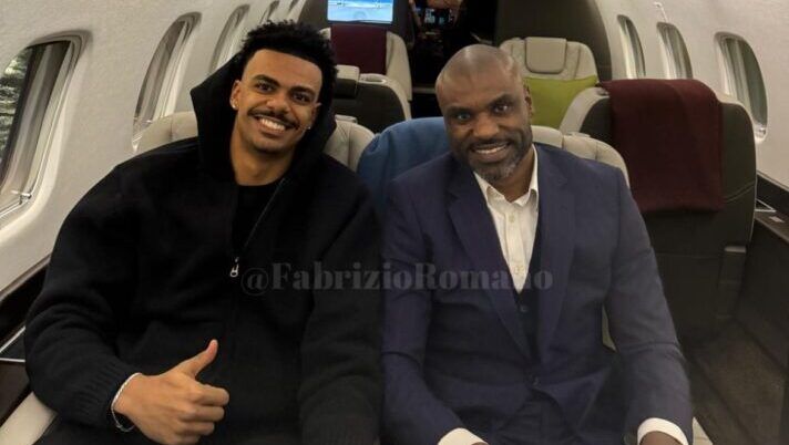 Juve, Renato Veiga è arrivato a Torino: domani svolgerà le visite mediche Juve, Renato Veiga è arrivato a Torino: domani svolgerà le visite mediche - immagine 1