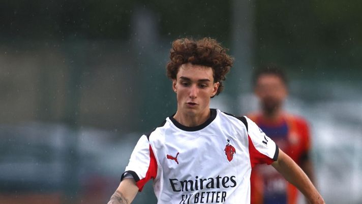 Milan Futuro, Geroli firma il suo primo contratto da professionista