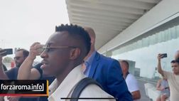 VIDEO – Roma, ecco Saud Abdulhamid: il terzino arabo sbarca a Fiumicino