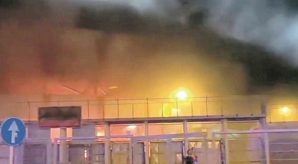 Taranto, dopo le fiamme nel derby col Foggia il sindaco chiude lo stadio- immagine 2