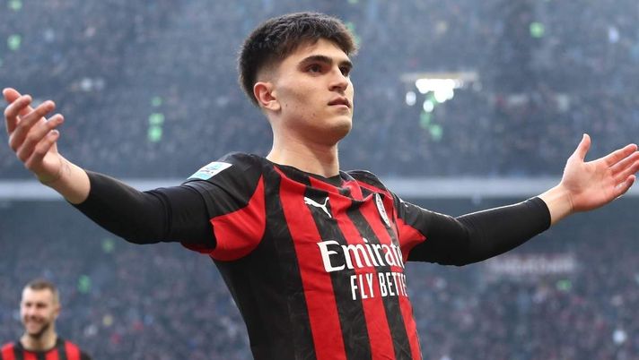 Bartesaghi contro Palestra: duello di fuoco in Cagliari-Milan. Può essere decisivo