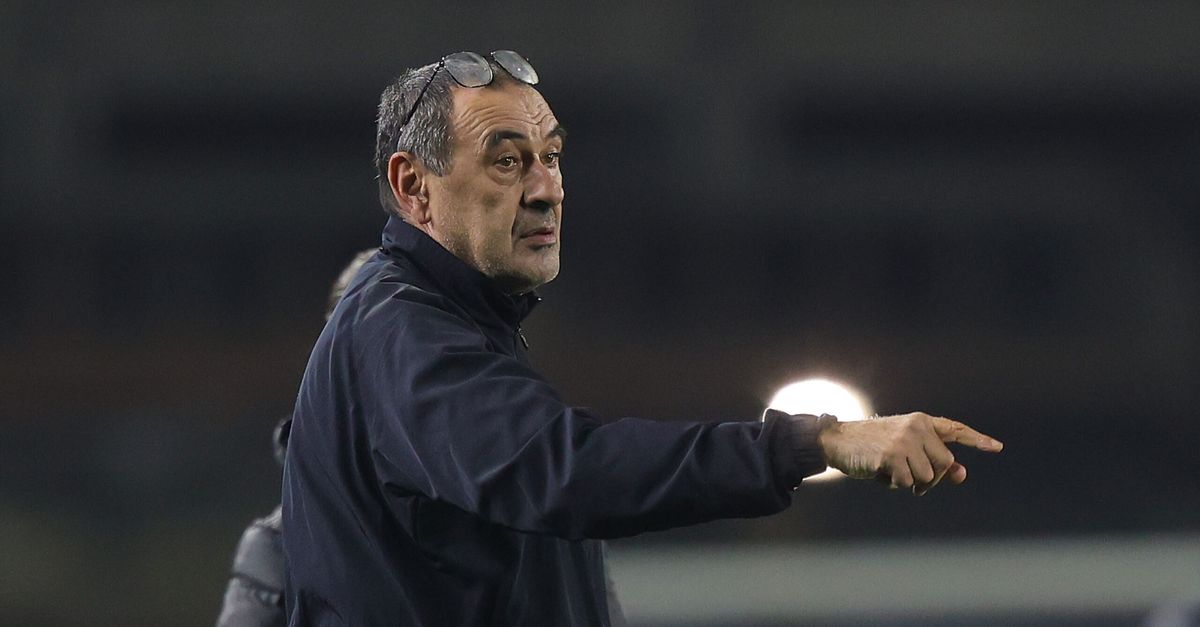 Sarri ha voglia di tornare in panchina, un club di Serie A ci prova: le ...