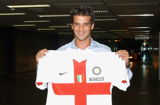 Inter-Lazio, le maglie più belle della storia dei due club, da Ronaldo e Nedved- immagine 5