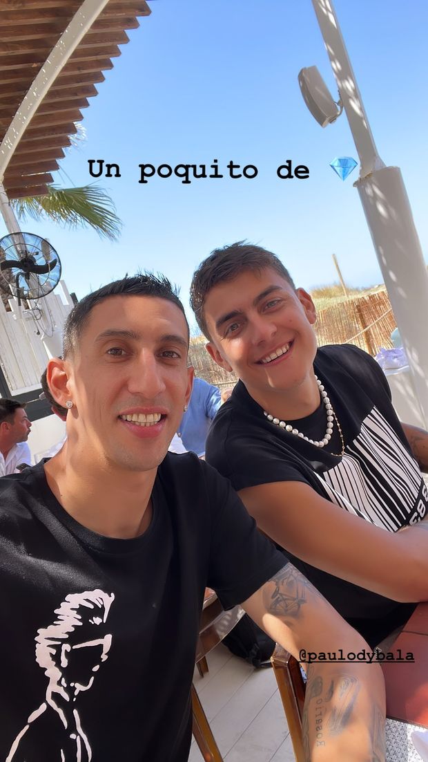 Instagram Di Maria Dybala si gode gli ultimi giorni di vacanza: lo scatto ad Ibiza insieme a Di Maria- immagine 2
