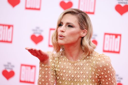 Getty Images Michelle Hunziker e Stefano Rosso, amore in corso? La passeggiata in ‘famiglia’- immagine 2