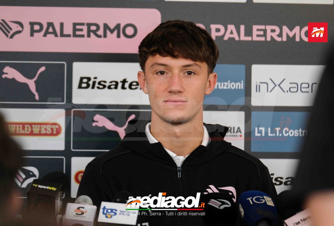 FOTO PALERMO, la presentazione di Patryk Peda in conferenza (Gallery) - immagine 10