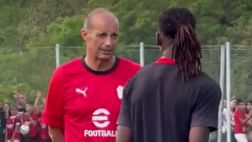 Allegri si prende sotto ala e si lavora Leao: sui sentieri di Milanello e in campo