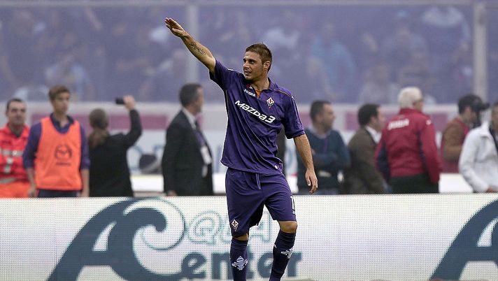 FLORENCE, ITALY - OCTOBER 20: Sanchez Rodriguez Joaquin of ACF Fiorentina celebrates after scoring a goal during the Serie A match between ACF Fiorentina and Juventus at Stadio Artemio Franchi on October 20, 2013 in Florence, Italy. (Photo by Gabriele Maltinti/Getty Images) Fiorentina-Juventus 4-2 (20 ottobre 2013) - immagine 1