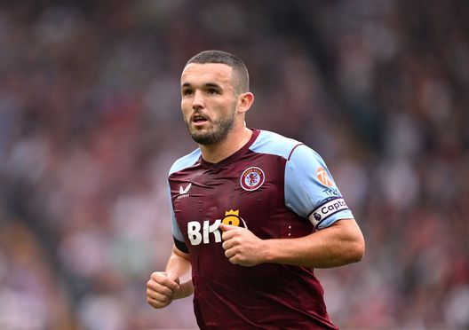 Effetto bagnato, i giocatori dell’Aston Villa furiosi con il fornitore delle maglie - immagine 1