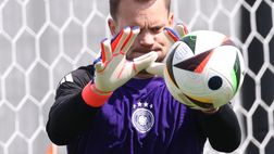 Germania, i tifosi cantano: “Andiamo a Berlino”, ma Neuer predica calma