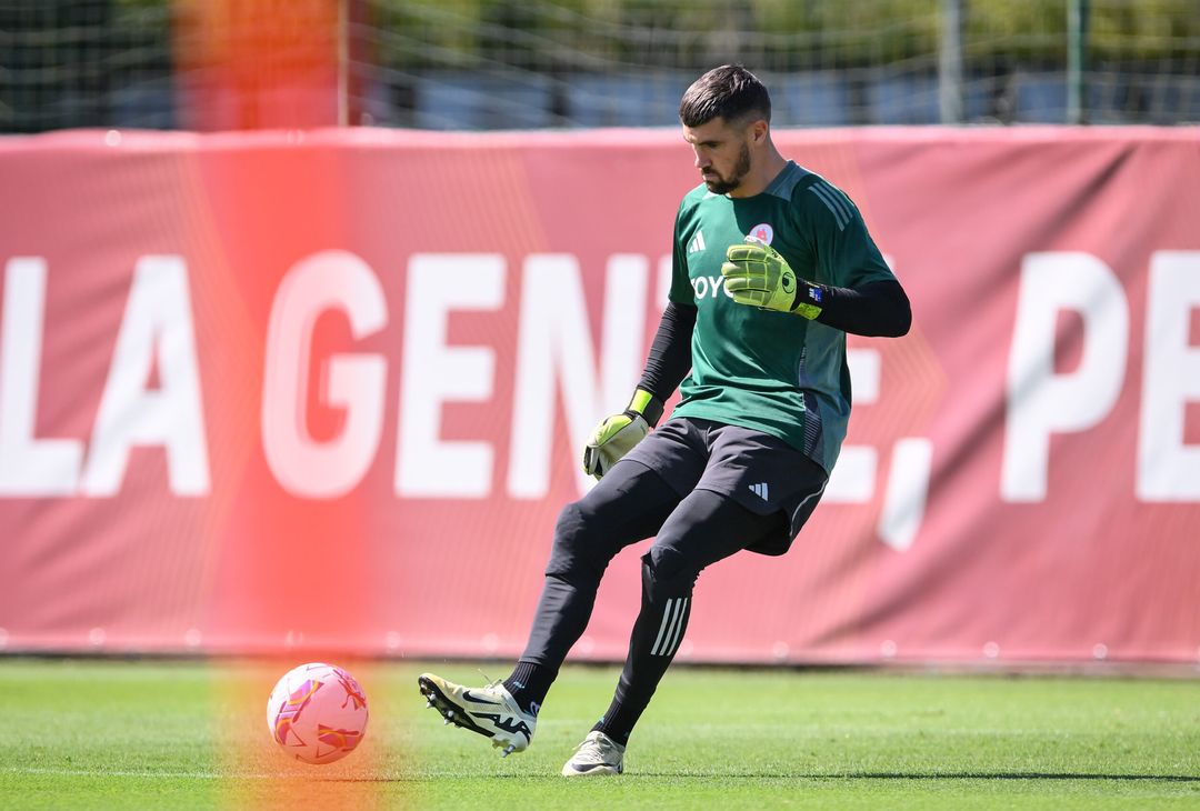 Trigoria, rifinitura in vista del Genoa – FOTO GALLERY - immagine 5