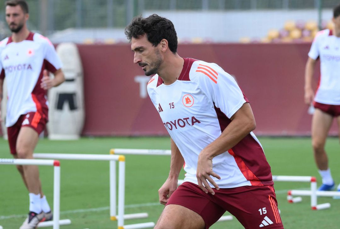 Roma, l’allenamento prima della partenza per la Svezia – FOTO GALLERY - immagine 12
