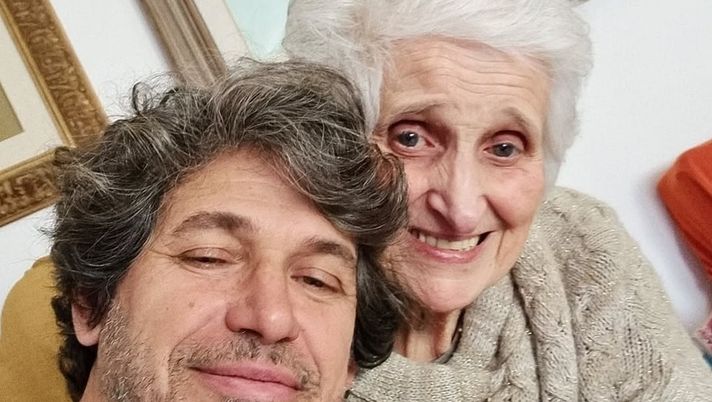 Demetrio Albertini a mamma Giuseppina: “Ciao, e saluta il Papà”  Demetrio Albertini a mamma Giuseppina: “Ciao, e saluta il Papà” - immagine 1