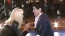 Che spettacolo quando Maradona e la Carrà ballavano insieme a “La noche del 10”