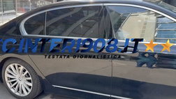 VIDEO FCIN1908 / Inter, Taremi arriva in sede con l’intermediario Pastorello