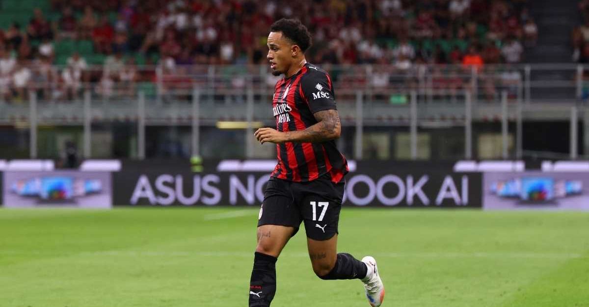 Calciomercato Milan, Moretto: “Okafor al Leeds, i club preparano i documenti”