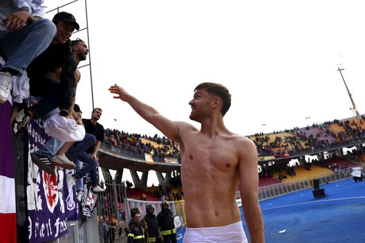 Beltran al posto di Gudmundsson. Si candidano anche Colpani e Adli- immagine 2