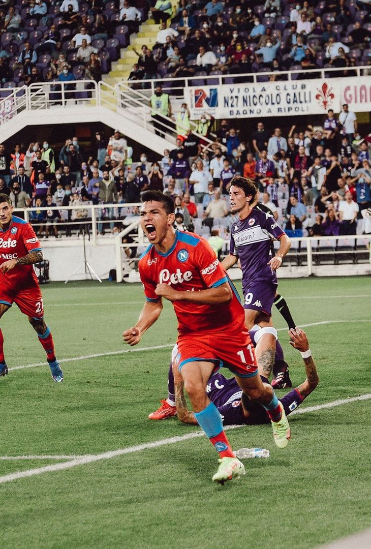 Il club azzurro ha pubblicato le istantanee più belle degli ultimi Fiorentina-Napoli disputati al Franchi