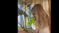 VIDEO / Diletta Leotta, che gioia: ecco la prima pappa della piccola Aria