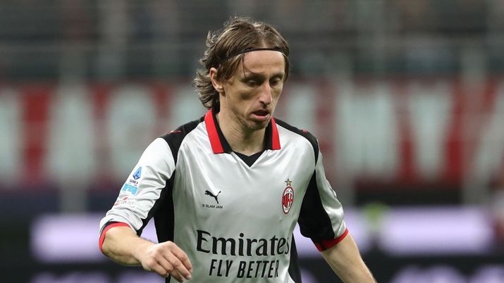 Napoli-Milan, un big in dubbio per Allegri. Conte ritrova tutti tranne Lukaku