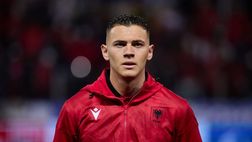 Albania, Asllani recuperato al 100%: via il tutore dal ginocchio, Silvinho sorride