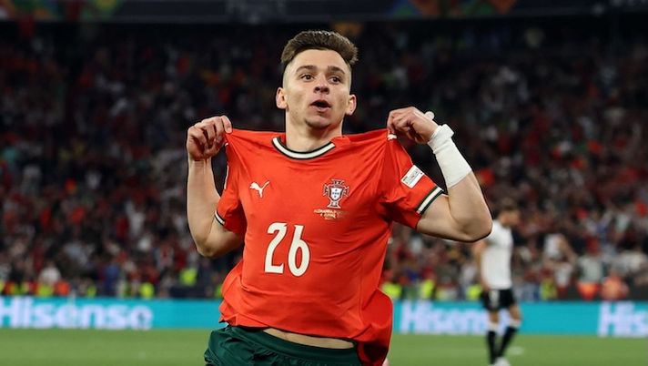 UFFICIALE – Juve, Kolo Muani farà il Mondiale per Club: la decisione su Conceicao - immagine 1