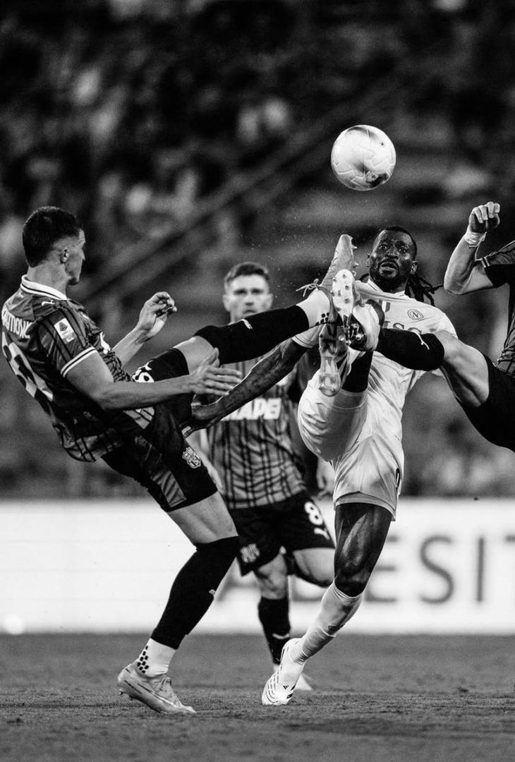 Pura “adrenalina”: il film in bianco e nero di Sassuolo-Napoli – LA GALLERY - immagine 8