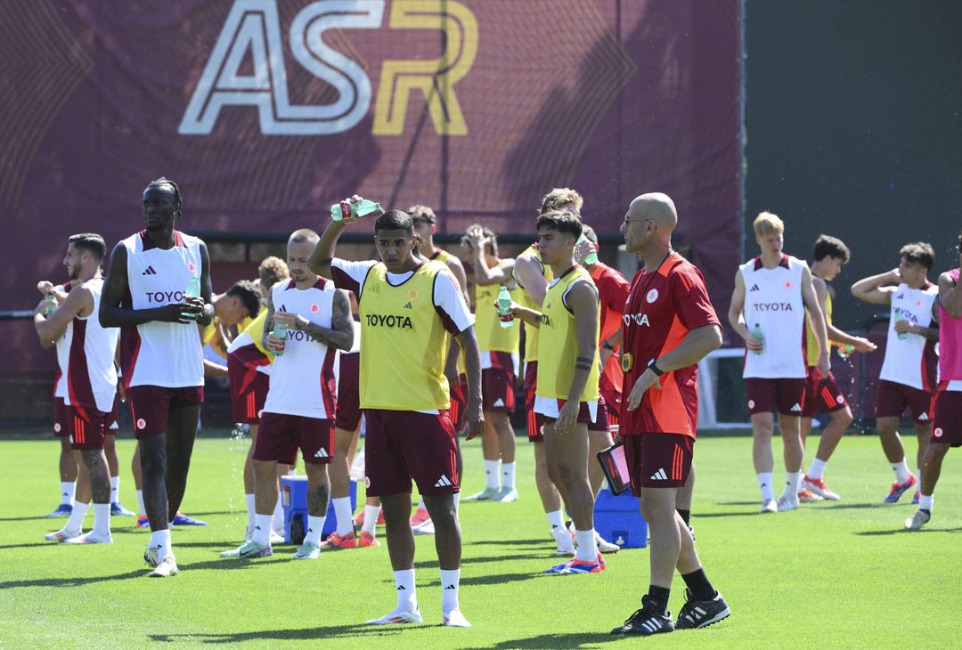 Roma, quarto giorno di ritiro a Trigoria – FOTO GALLERY - immagine 21