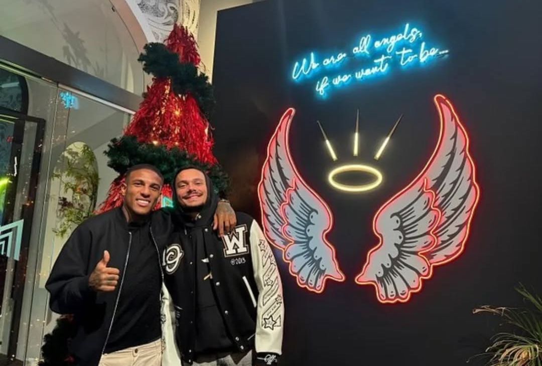 GALLERY Tutti a cena, il Napoli si ritrova a tavola per compattarsi: gli scatti - immagine 7