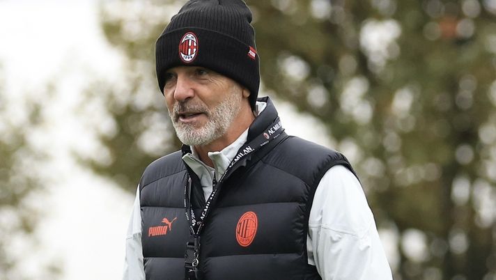 Stefano Pioli AC Milan allenamento Milanello