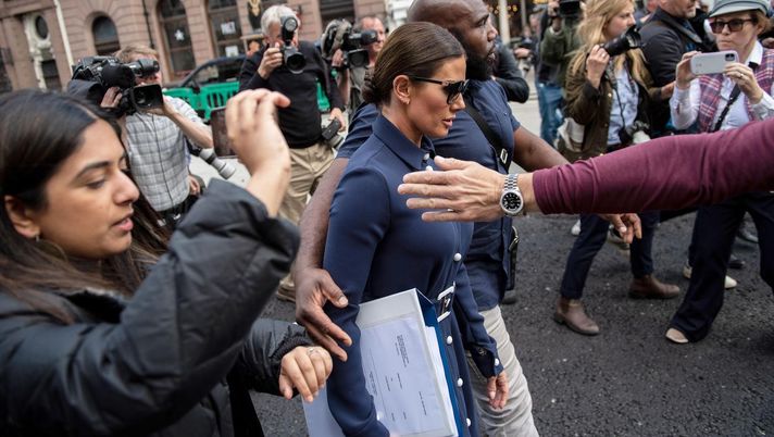 Esultanza pazza di Vardy (che imita Adebayor) dopo i cori offensivi all’indirizzo della moglie - immagine 1