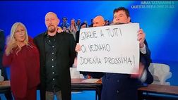 Domenica In, Mara Venier sbotta con Teo Mammucari: “Tu sei un pirla perché non capisci…”