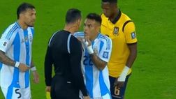 Argentina, Lautaro diffidato e ammonito: salta la prima del Mondiale? No, cosa dice il regolamento